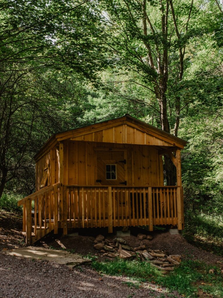 Bethel Woods cabin in the woods in Sullivan Catskills.
